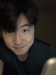 If I enroll into the 8 weeks copy accelerator program,can I get my copies  reviewed by the mentors inside the program?