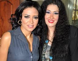 هل أصبح العري والعهر حرية؟ أطالب بمحاسبة القائمين على مهرجان القاهرة السينمائي على السماح. Ø±Ø§Ù†ÙŠØ§ ÙŠÙˆØ³Ù Ø§Ù†Ø§ Ø³ØªØ§ÙŠÙ„ ÙˆØºØ§Ø¯Ø© Ø¹Ø¨Ø¯ Ø§Ù„Ø±Ø§Ø²Ù‚ Ø§Ø®Ø± Ùˆ Ø±ÙŠÙƒÙ„Ø§Ù… Ù„Ù† ÙŠÙØ±Ù‚Ù†Ø§ ÙÙŠØ¯ÙŠÙˆ Ø§Ù„Ù…Ø¯ÙŠÙ†Ø© Ù†ÙŠÙˆØ²