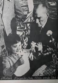Ataturk And His Daughter Little Ulku Resim Resimler Fotograf