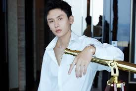 He signed a deal with yu zheng productions, in 2013.he is currently under contract with pulin productions. Word Of Honour Star Zhang Zhehan Files Police Report Over Privacy Invasion