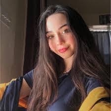 Jaclyn Gould's Instagram, Twitter & Facebook