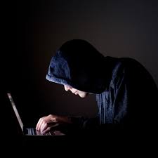 Porno online, 110mila utenti colpiti dagli hacker - RTL 102.5