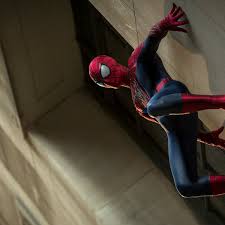 Gamers will be able to travel around the city, watching the spectacular panoramas of the metropolis. Andrew Garfield And Emma Stone Return In Spider Man 2 The New York Times