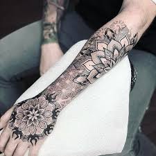 Tattoo Tattoo2me Tattoos Blackouttattoo Blacktattoo Handtattoo Darktattoo Inkmaster Realismtattoo All 2020 El Dovmeleri Bacak Dovmeleri Geometrik Dovmeler