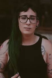 Nikki Rickard's Instagram, Twitter & Facebook