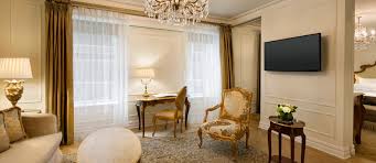 Experience even more with a complimentary third night at the world's first equinox hotel. Rose One Bedroom Suite The Plaza Hotel New York