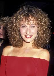 This is a fascinating hairstyle from the 80s. 62 80 S Hairstyles That Will Have You Reliving Your Youth