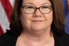 Kris Cope's Instagram, Twitter & Facebook