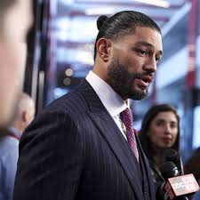 Jey is hyping reigns up but reigns interrupts and questions his loyalty. Roman Reigns Uber Wwe Pause Nicht Genug Vertrauen