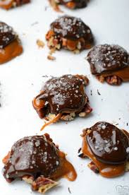 Shelled pecans, hershey chocolate bar, caramel: Turtle Candy Recipe Butter With A Side Of Bread