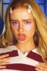 Violet Starr Addison Rae Lookalike