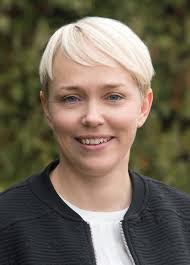 Angela Kolbe's Instagram, Twitter & Facebook