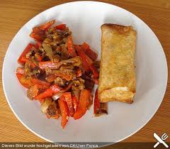 Paprika Zwiebel Gemuse Zu Fruhlingsrollen Von Fanca Chefkoch Rezept Lebensmittel Essen Rezepte Zwiebelgemuse