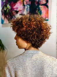 Epingle Sur Coupe Courte Femme