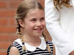 Princess Charlotte to 'break tradition' with mourning dress at Queen's  funeral