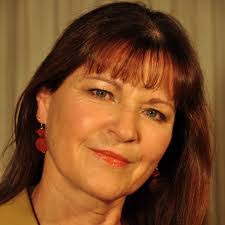 Christine Dellinger's Instagram, Twitter & Facebook