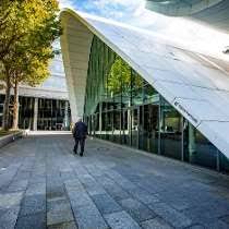 The green bank) due to its historical ties to farming. Groupe Credit Agricole Salaries Glassdoor
