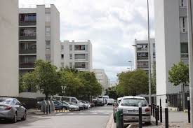 Les sociétés l'oréal et psa y sont implantés. A Aulnay Le Grand Paris Sert A Chasser Les Pauvres