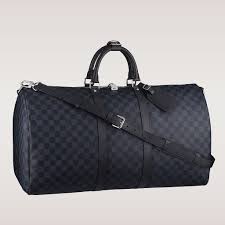 Now S Your Chance To Own A Bag A Week After The Runway Louis Vuitton Louis Vuitton Handbags Vuitton