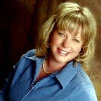 Roxanne Brenner's Instagram, Twitter & Facebook