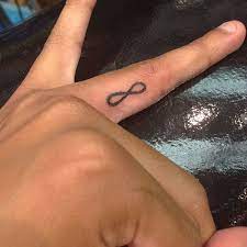 Their talented artists come from several different backgrounds and offer an expansive range of styles and ideas. Moon Sheen Tattoo West Village New York Ny