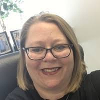 Tammy Bender's Instagram, Twitter & Facebook