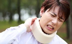 軽度のむち打ち症 - 深夜２３時まで受付【むちうち・交通事故治療】横浜市・旭区・二俣川のいっぽ整骨院