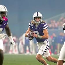 Lindsay Capuano explores her desires - An arousing story