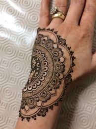 Pin By Emmy Lou On Mehendi Henna Tattoo Designs Traditional Henna Henna Ink