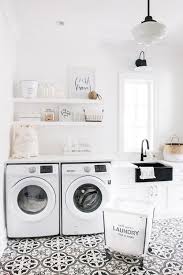 49 Exemples Astucieux De Buanderie Que Vous Aimeriez Bien Avoir A La Maison Linge Dans La Salle De Bain Design Buanderie Rangement Buanderie