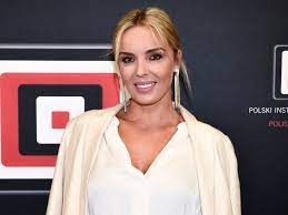 W wieku czternastu lat zadebiutowała w teatrze studio buffo w musicalu metro. Agnieszka Wlodarczyk Zyciorys Kim Jest Wiek Wzrost Waga Instagram Partner Dzieci