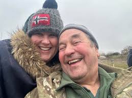 This evening I had the great honour to be presented with a Services to  Farnham Award by the Mayor of Farnham Alan Earwaker at a lavish reception  at the Farnham Town Council