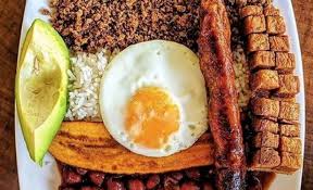 Bandeja Paisa Iguana Del Mar