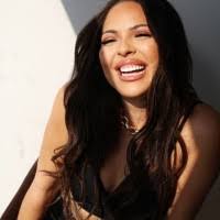 Jackie Riley's Instagram, Twitter & Facebook