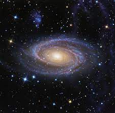 galaxia eliptica peculiar centaurus a