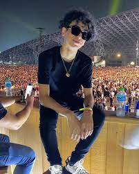 دايلر on instagram حلم حياتي كان اني اشوف eminem dance choreography videos choreography videos cute turtles