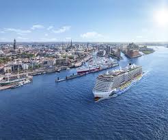Carnival S Lng Fleet Ushering In A New Generation Of Cruise Ships