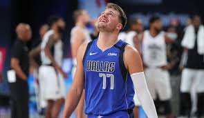 Dallas needs someone to come through, along with steady luka doncic, to take one at home against a clippers team with their backs against the wall. Nba Playoffs Dallas Mavericks Greifen In Spiel 6 Gegen Die L A Clippers Nach Dem Letzten Strohhalm