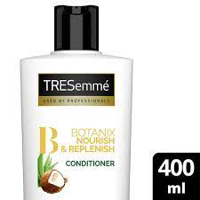 It had such an amazing slip. Buy Tresemme Botanix Natural Nourish Replenish Conditioner With Coconut Milk Aloe Vera For Dry Hair 400ml Online Lulu Hypermarket Oman