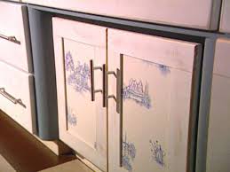update kitchen cabinets hgtv