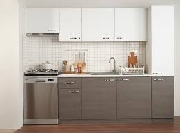 Mutfak dolabı boyası ile eski mutfak dolapları nasıl kaplanır? Mutfak Tezgahi Nasil Boyanir Nasil Kaplanir Koctas Blog