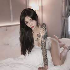 人间小爆炸 kiligkira instagram 相片與影片 long hair styles hair styles style