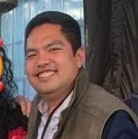 Martin Guinto's Instagram, Twitter & Facebook