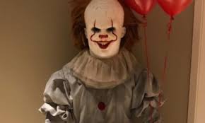 With lebron james, don cheadle, cedric joe, khris davis. Space Jam A New Legacy Trailer Pennywise King Kong Joker And Others Cheer On Lebron James Video Bloody Disgusting