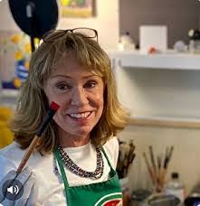 Leslie Mccarron's Instagram, Twitter & Facebook