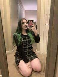 goth thighs save lives : r/GothStyle
