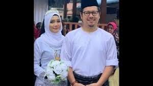 Sekolah menengah kebangsaan kemudian bercerai pada 17 ogos 2016. Ally Iskandar Sahkan Sudah Bercerai Dengan Farah Lee Cute766