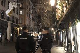 L'enquête en cours sur l'attentat commis lors du dernier marché de noël à strasbourg a conduit à l'arrestation de cinq nouvelles personnes. Attentat De Strasbourg Le Marche De Noel Reste Ferme Jeudi Actu Strasbourg