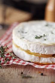 Camembert Farci A La Poire Et Au Sirop D Erable Chefnini Recette Poire Recette Recettes De Cuisine