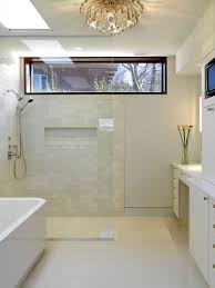 Bathroom Windows Bathroom Window Ideas Pictures Remodel And Decor Decor Jpg 500 666 Badezimmer Ohne Fenster Fenster In Der Dusche Badezimmer En Suite